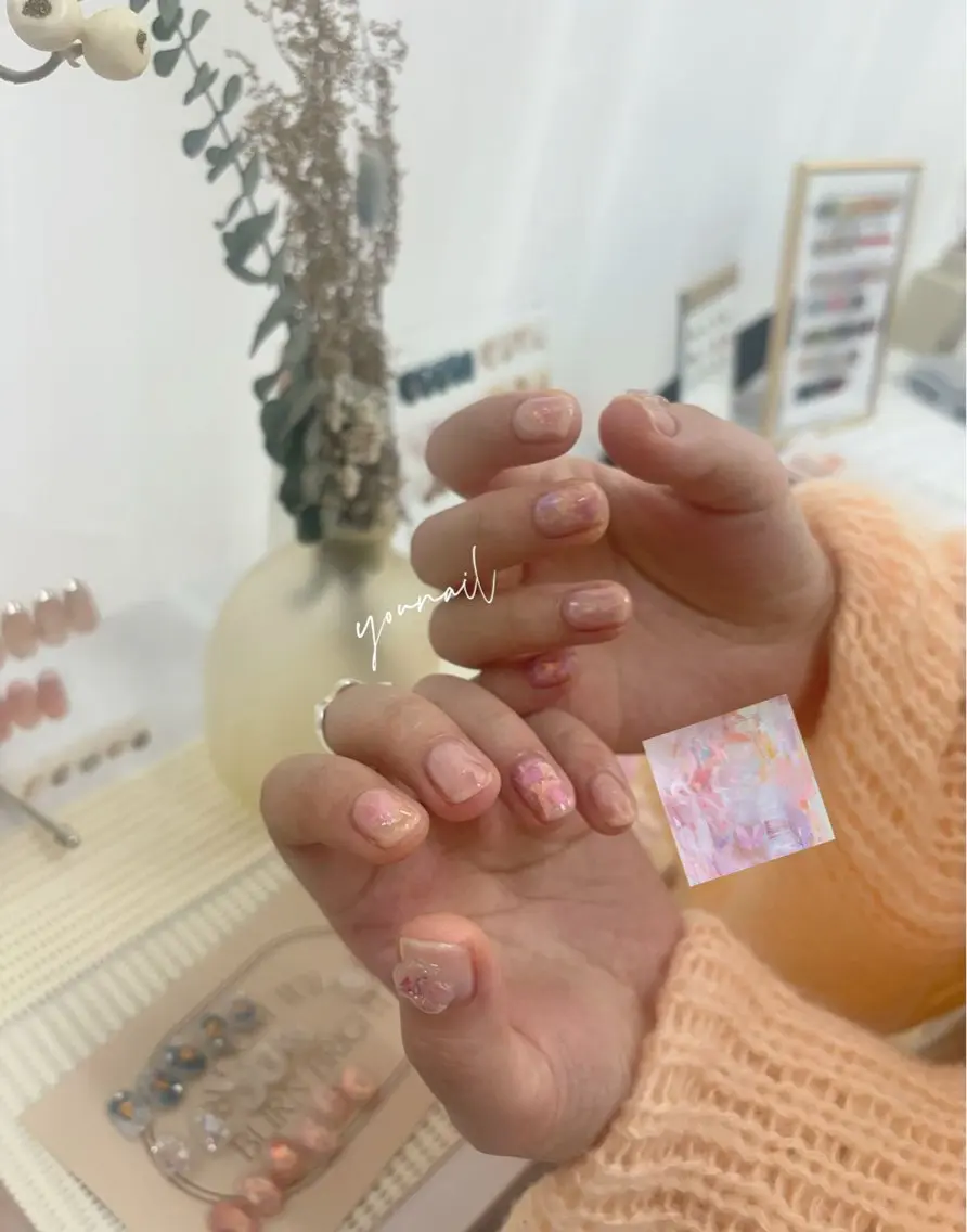 ネイル アートネイル チークネイル キラキラネイル 韓国ネイル ミラーネイル Younail jrnailistのネイルデザイン