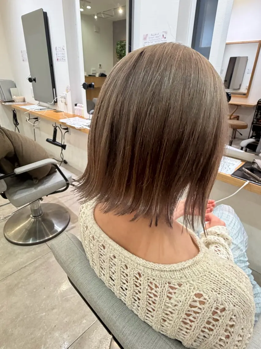 カラー ブリーチ 小林 千咲都のヘアスタイル