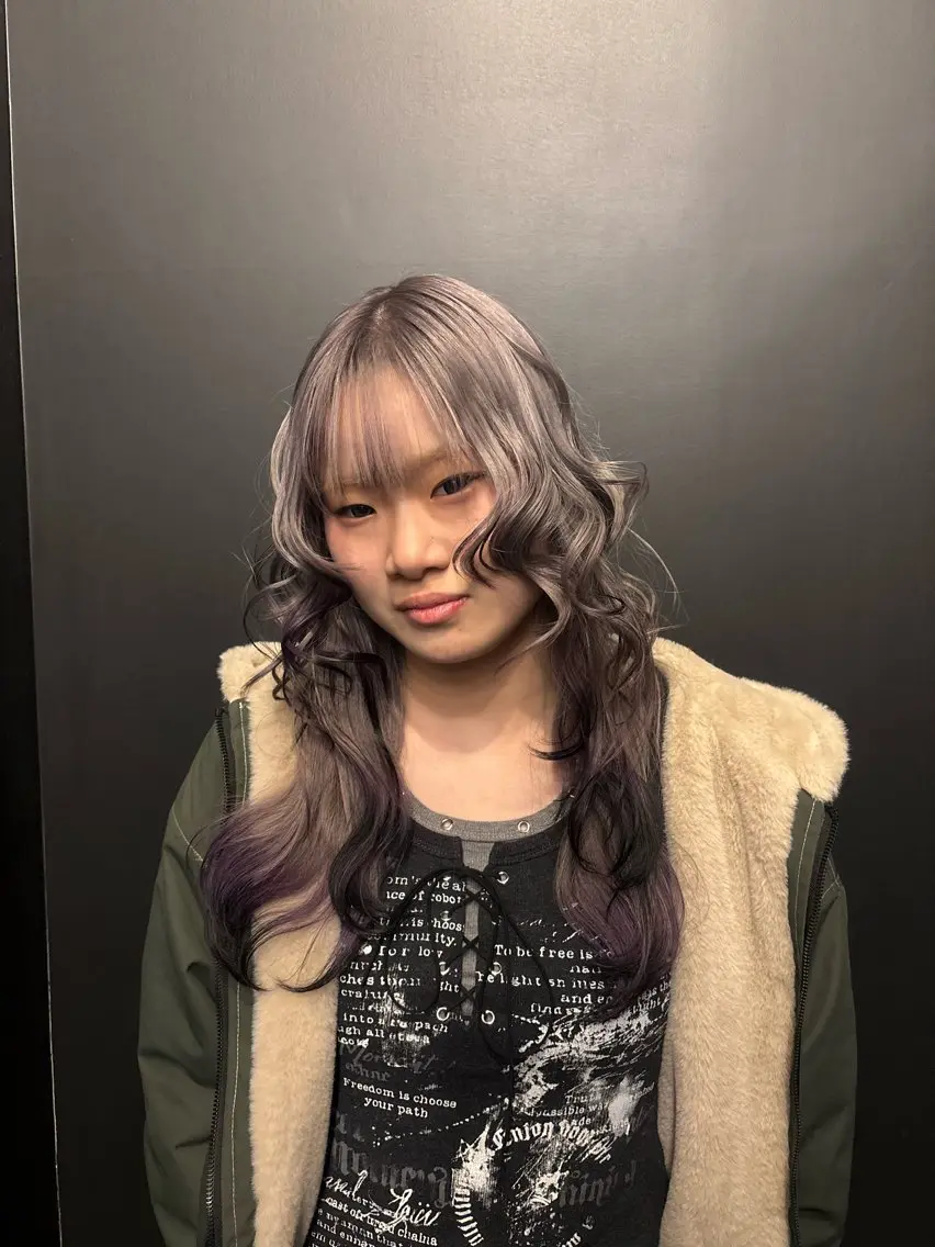 ロング カラー ヘアカラー レイヤー sala 推しカラー職人🎀のヘアスタイル