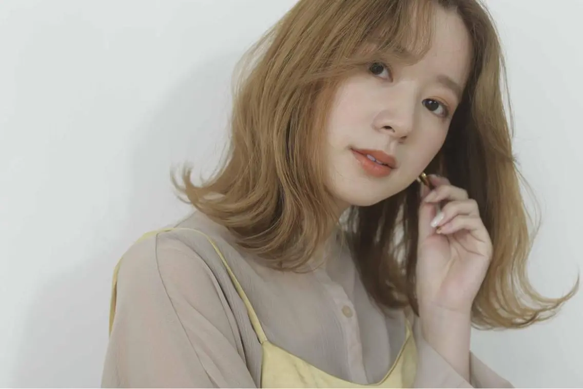 マツエク・マツパ 谷 なづきのヘアスタイル