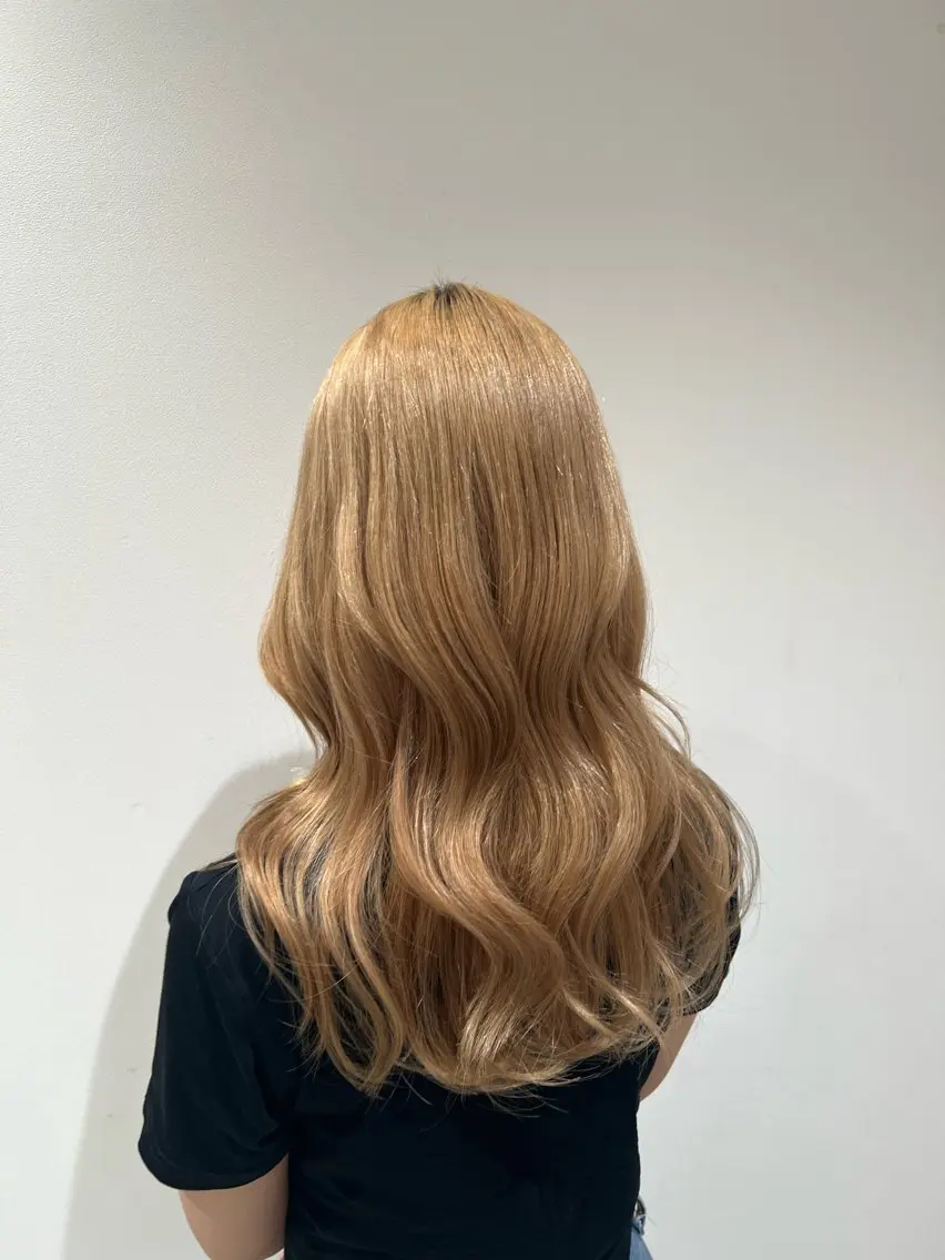 ロング カラー カット ヘアカラー トリートメント 💗渋谷/韓国/レイ ヤー顔周りSayaのヘアスタイル