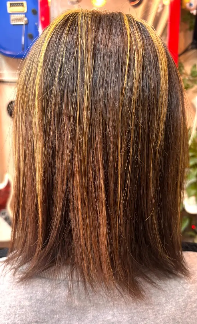 セミロング カラー タカダ ユウキのヘアスタイル