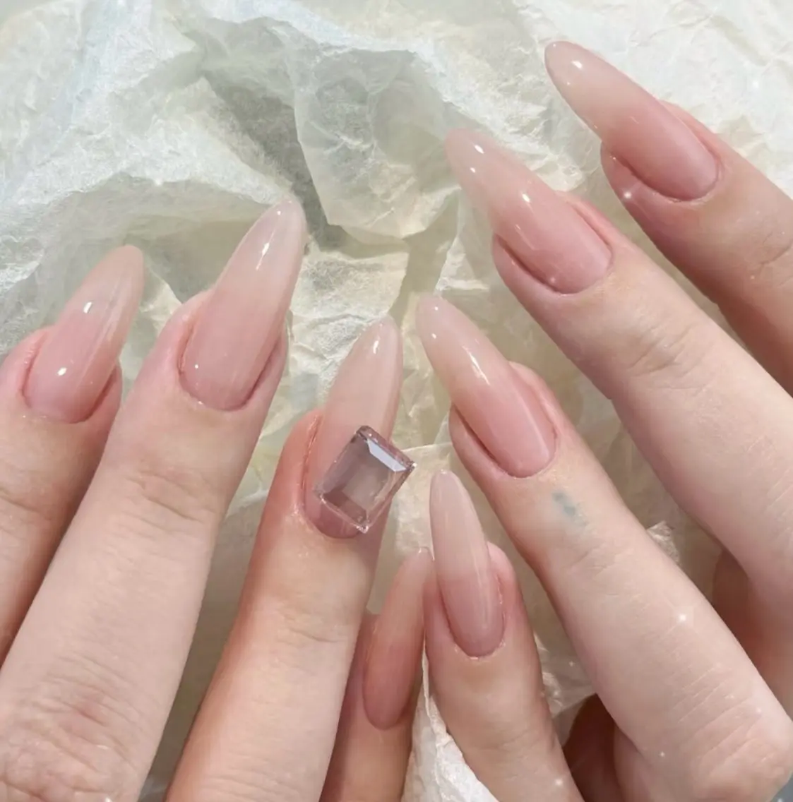 ネイル ハンドネイル BERA NAILSのネイルデザイン