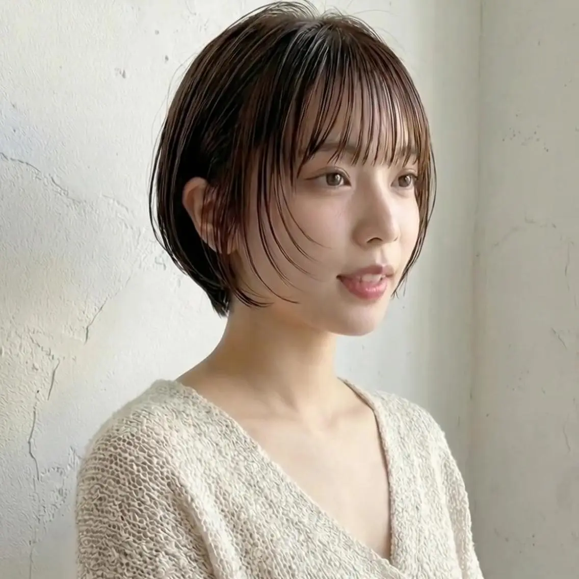 ショート 庭木華瑠🐾ボブ🧡 透明感カラー✨のヘアスタイル