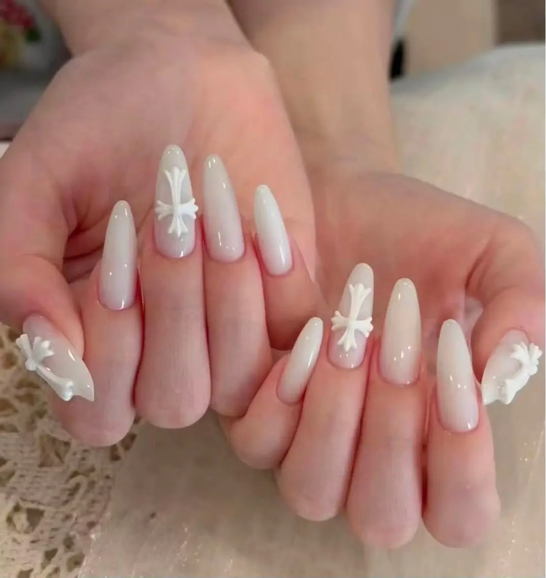 ネイル アートネイル チークネイル フレンチネイル ジェルネイル ガーリー HAPPI NAIL 大国町のネイルデザイン