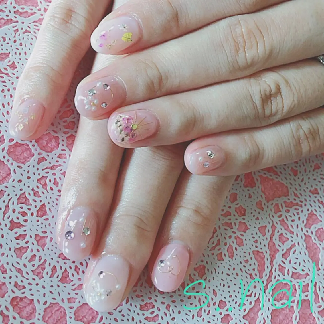 ネイル ピンク ハンドネイル フットネイル s..nail / MORITAのネイルデザイン