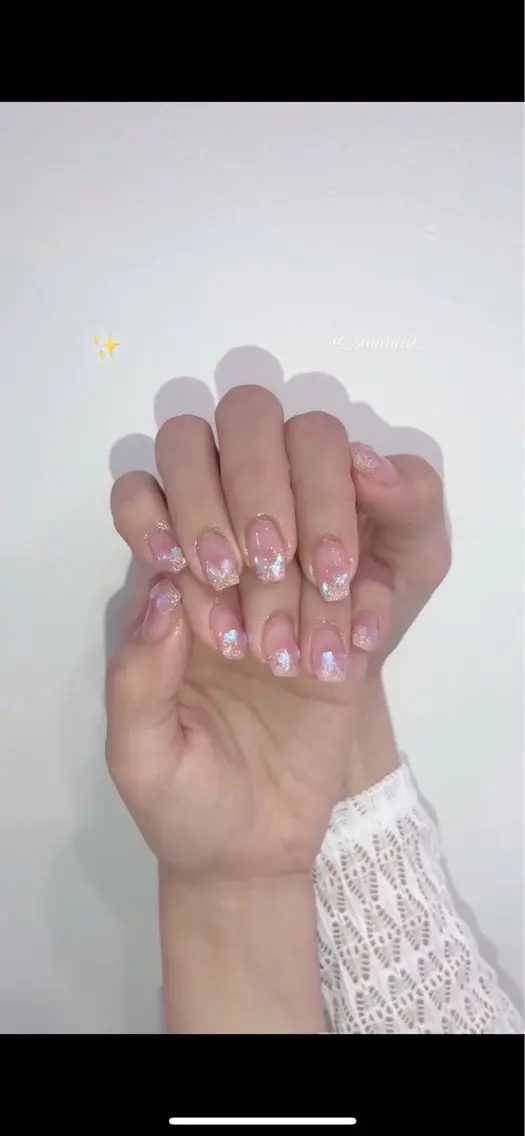 ネイル チークネイル ジェルネイル キラキラネイル 韓国ネイル ストーンネイル SOM NAILのネイルデザイン