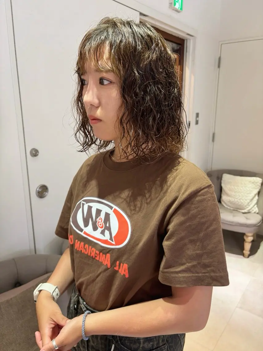 ミディアム カラー パーマ 齋藤 咲のヘアスタイル