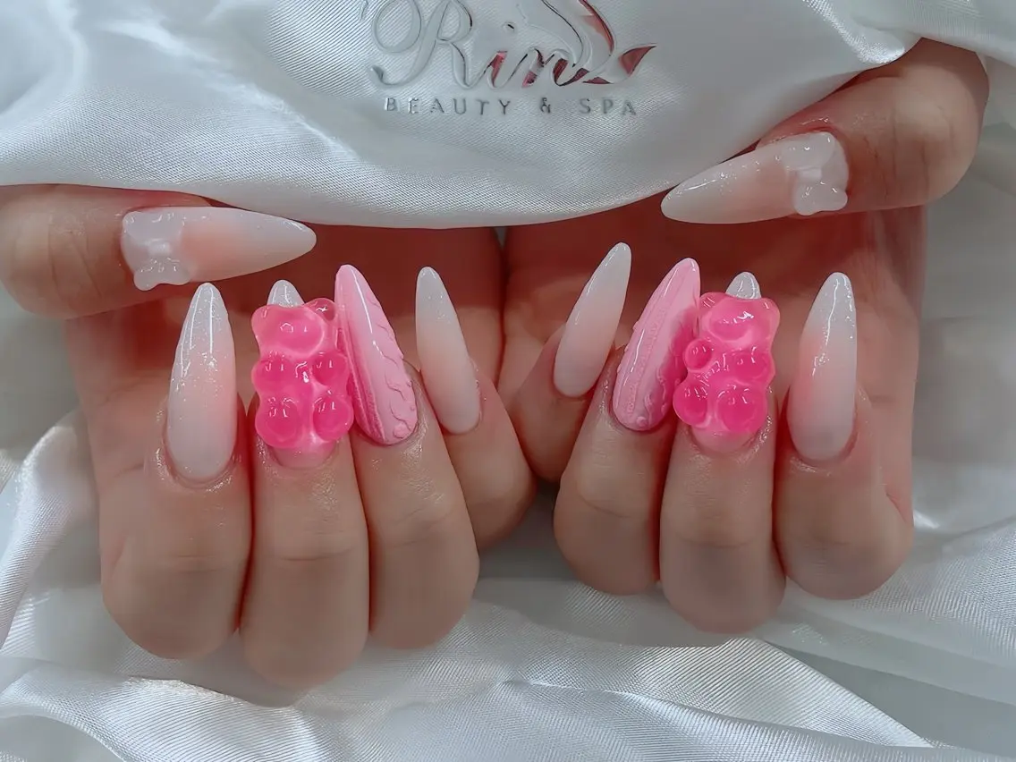 ネイル チークネイル フラッシュネイル フラワーネイル フットネイル ジェルネイル ハンドネイル Rin Nail Shinokuboのネイルデザイン