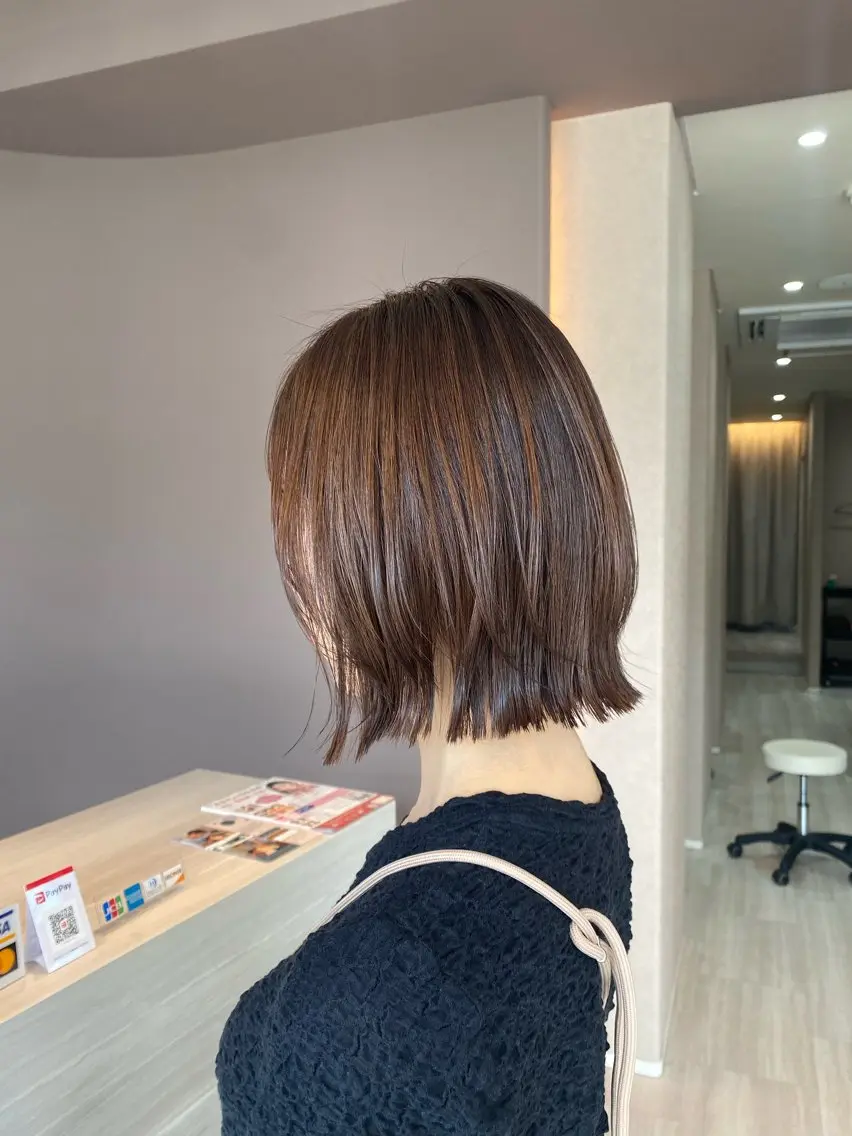 ショート アッシュ アッシュブラウン Lien.AKI 透明感カラー🤍のヘアスタイル