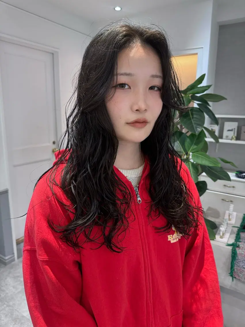 【ロングパーマ👩🏻‍🦱】似合わせニュアンスパーマ＋cut※詳細✅の写真