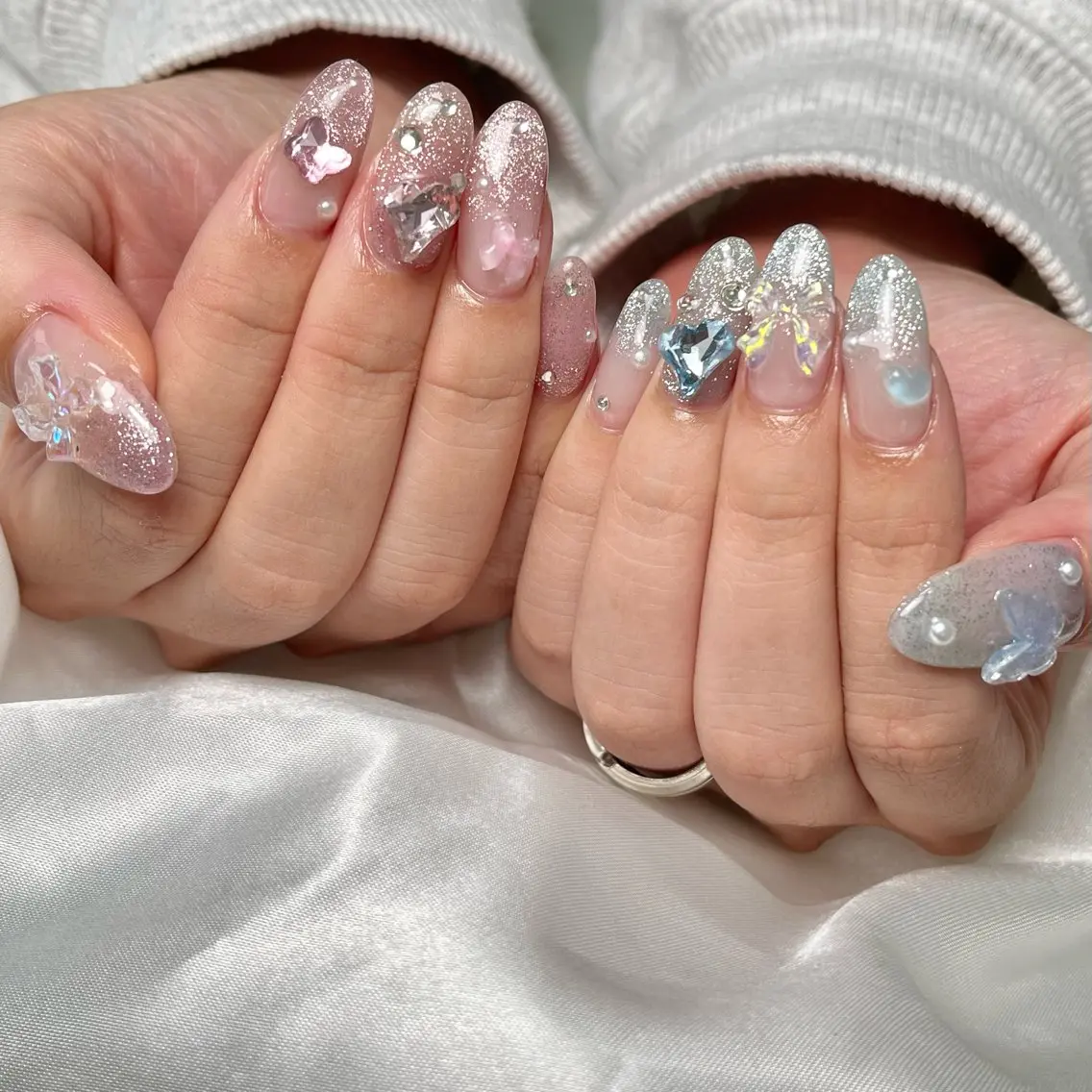 ネイル アートネイル 長さ出し マグネットネイル 持ち込み ハンドネイル RE SALONのネイルデザイン
