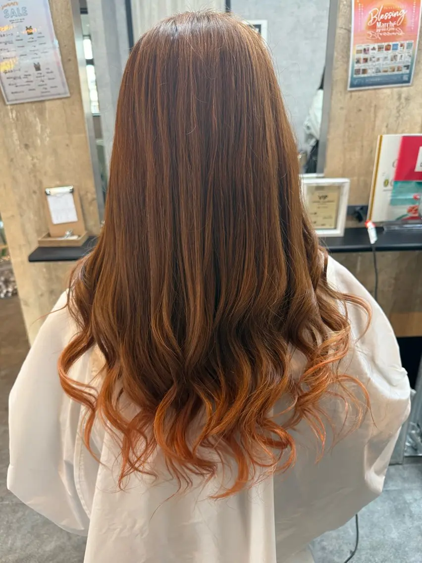 ロング カラー ブリーチ オレンジ ピンクカラー ALOHANA + 一華のヘアスタイル