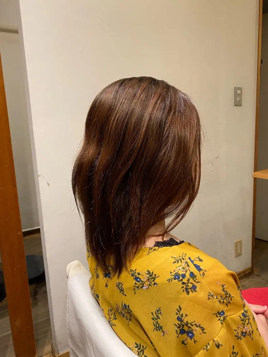 ミディアム レイヤーカット カット 友永 風歌のヘアスタイル