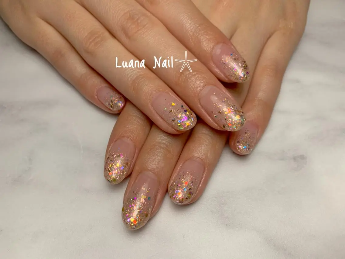 ネイル グラデーション ラメ(グリッター) ハンドネイル BeauJu by Luana Nailのネイルデザイン