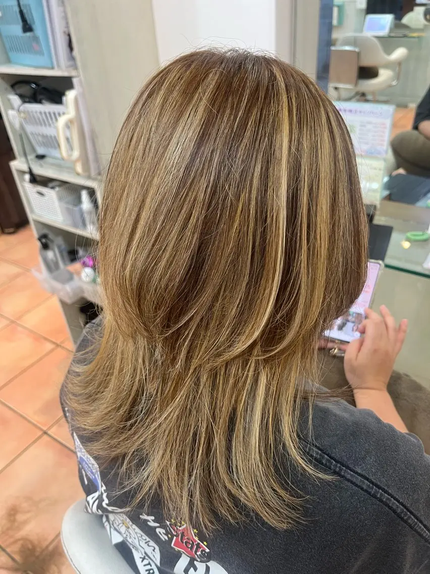 セミロング ヘアカラー 🌼ブリーチ特化 カラー職人こまち🌼の眉毛・アイブロウイメージ