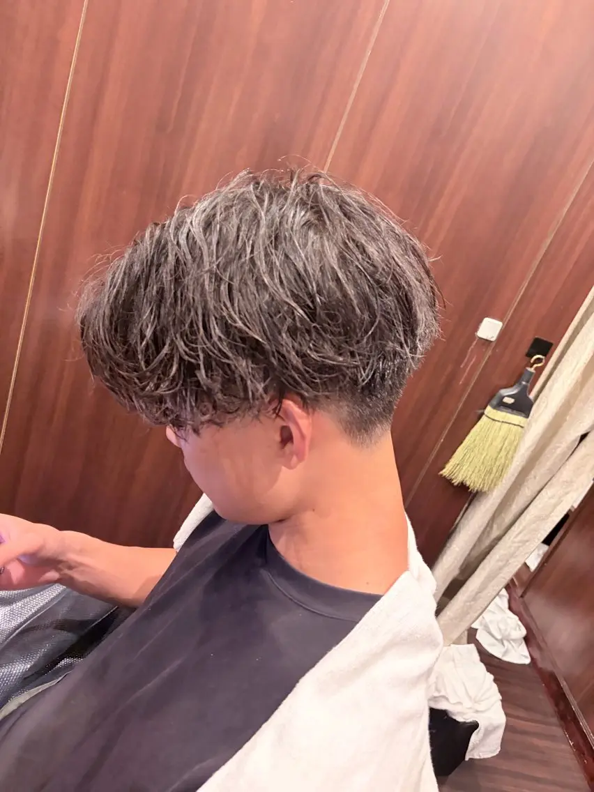 ショート 勝田 隼斗のヘアスタイル