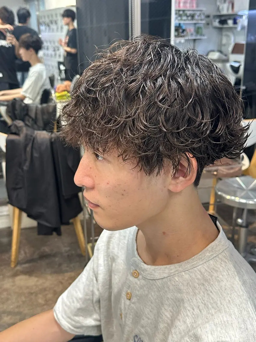 パーマ メンズ メンズパーマ 学生（メンズ向け） ツイストスパイラルパーマ 波巻きパーマ 学生 パーマ fifth/メンズ ボブ特化/カズのヘアスタイル