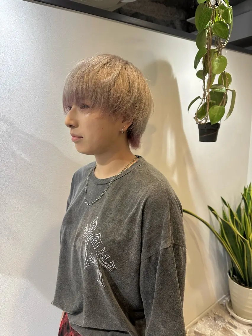 ショート カラー ショートヘア ウルフカット カット ヘアカラー トリートメント 山下恋佳/矢場町/ ブリーチ/ショートのヘアスタイル