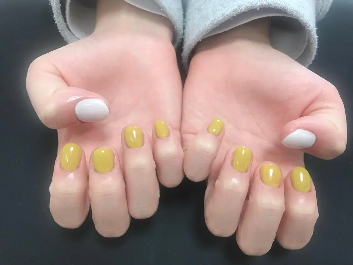 ネイル ハンドネイル nailroom DIASOMNIAのネイルデザイン