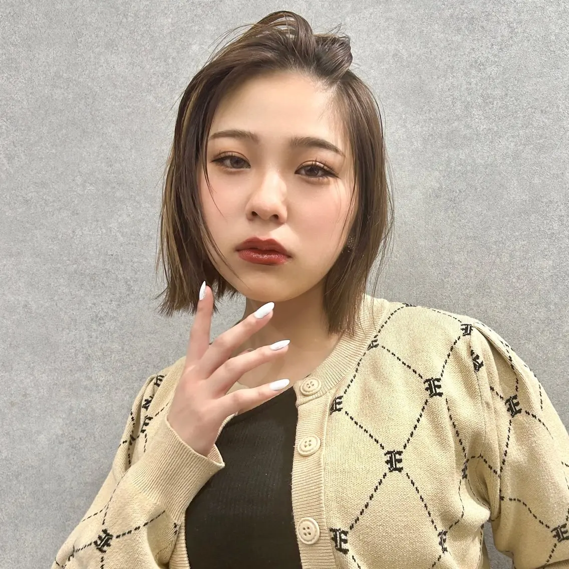 ミディアム カラー 韓国ヘア×レイヤー カット/上田丈也のヘアスタイル