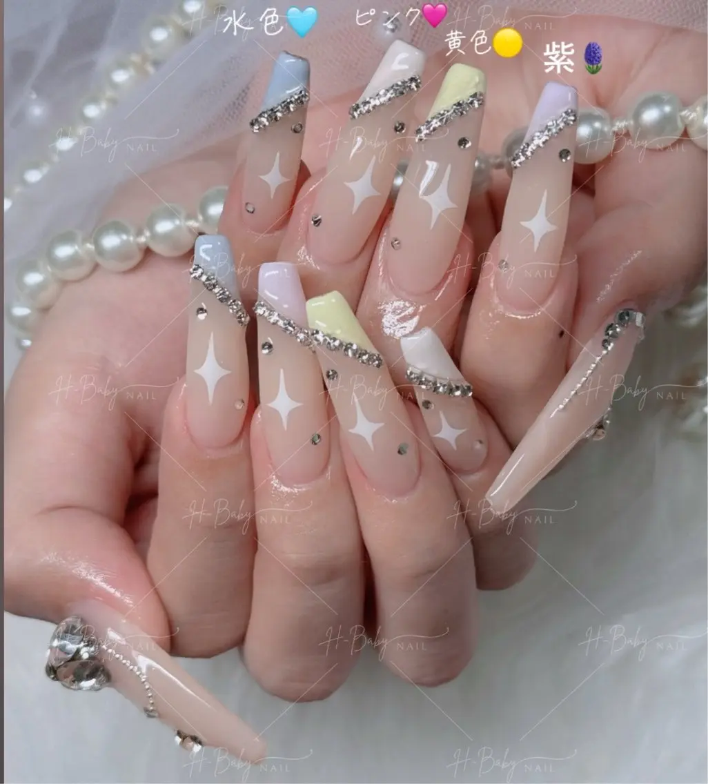 ネイル オーロラネイル フレンチネイル ジェルネイル ハロウィン 韓国ネイル ハンドネイル neco H.babynailのネイルデザイン