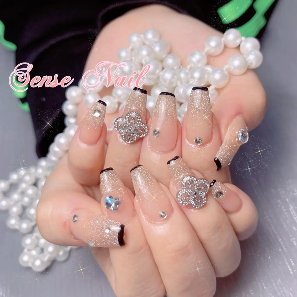 ネイル ハンドネイル ハンドケア Feinn Ink💕のネイルデザイン