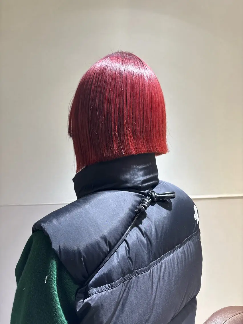 ショート ボブ カット ヘアカラー 渡辺 健太郎のヘアスタイル