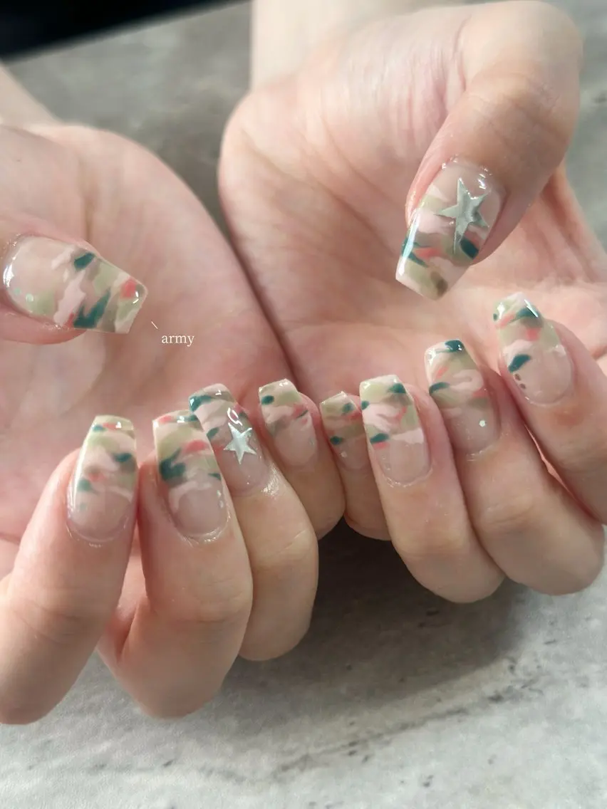 ネイル ハンドネイル One's Nail Roomのネイルデザイン