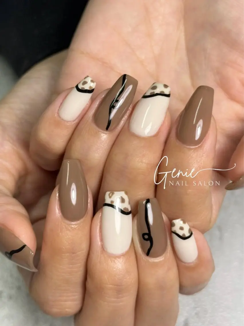 ネイル アニマル柄 ニュアンスネイル Nail salon Genieのネイルデザイン