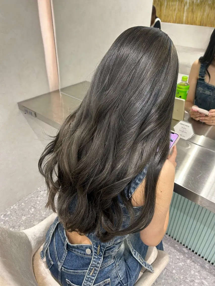 カラー ヘアカラー トリートメント あ い か 🎀 レイヤーカットのヘアスタイル
