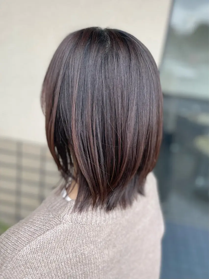 ミディアム レイヤーカット カット 沢田 瞳のヘアスタイル