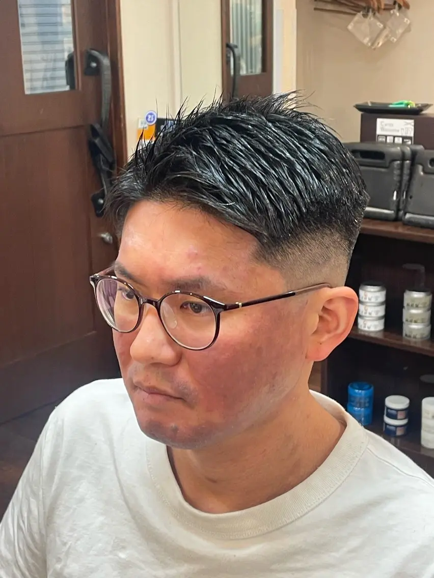 ショート メンズ ZANGIRI 根本のヘアスタイル