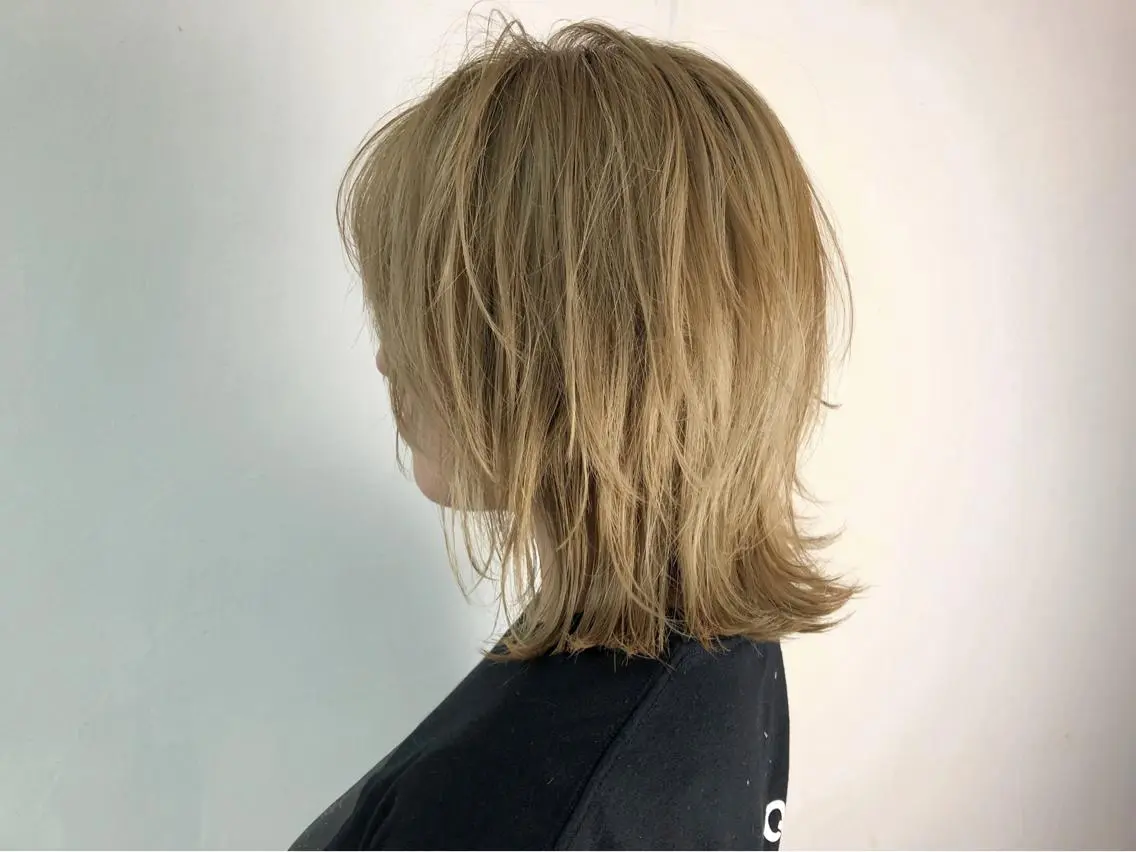ミディアム ウルフカット 関 京磨のヘアスタイル