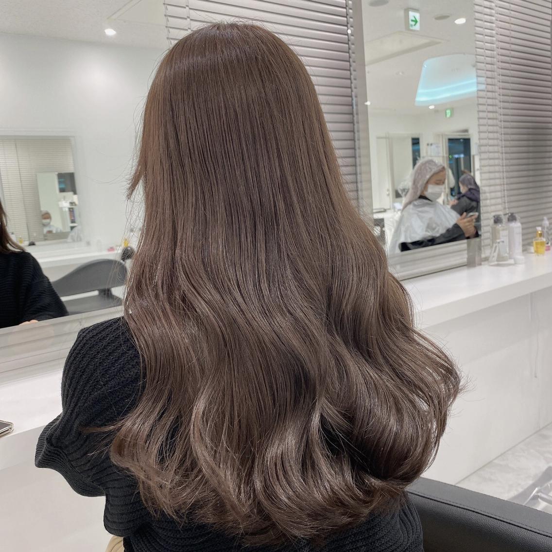 カラー 中×韓mix🥀秋色 ワンホンヘア🤍のヘアスタイル