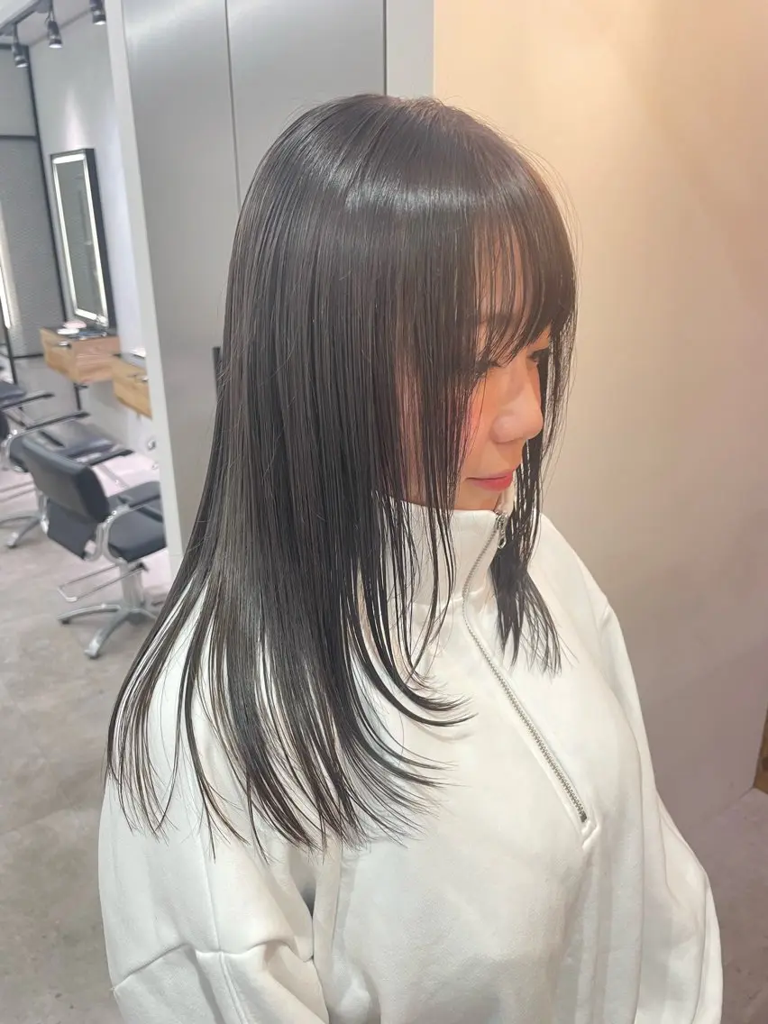 セミロング 神 嵩徳のヘアスタイル