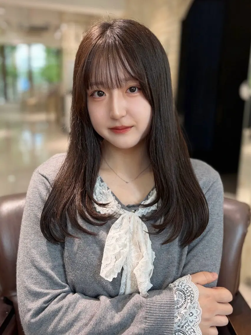 韓国レイヤーカット+髪質改善トリートメントの写真