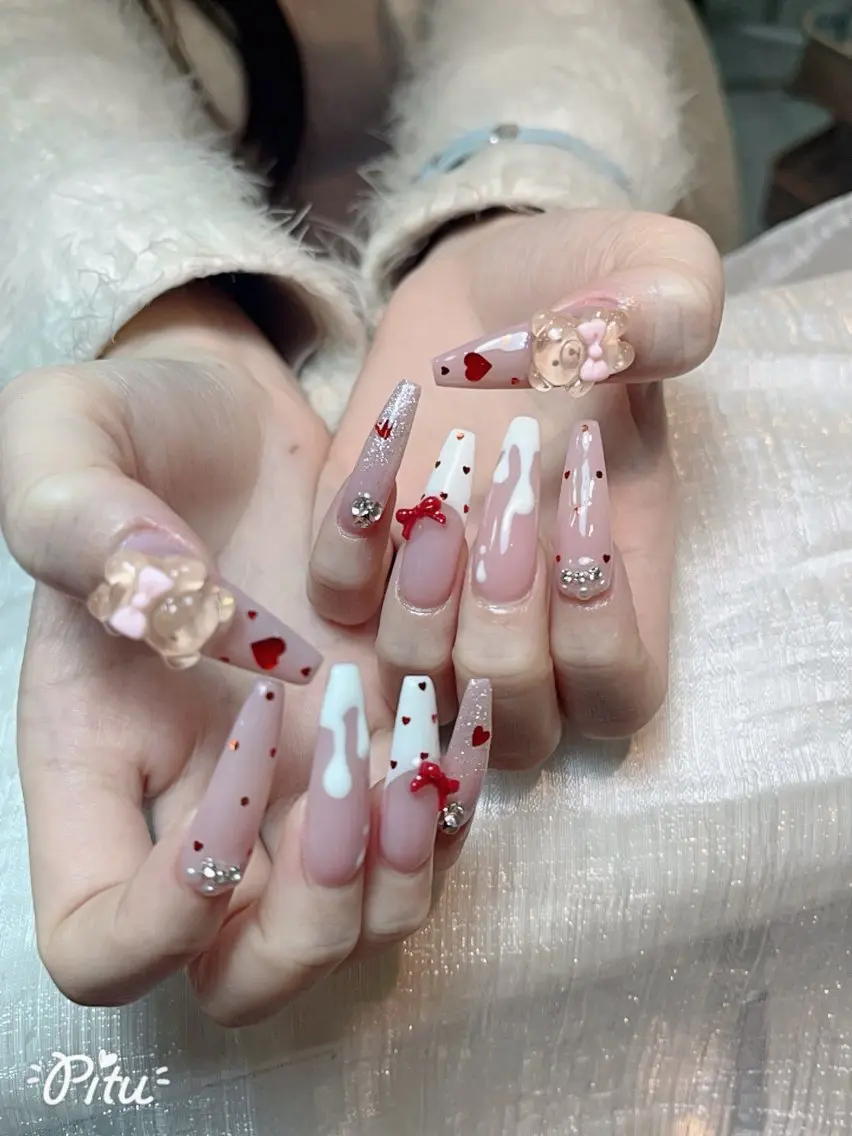 ハンドネイル Nie Nail Hinatachanのネイルデザイン