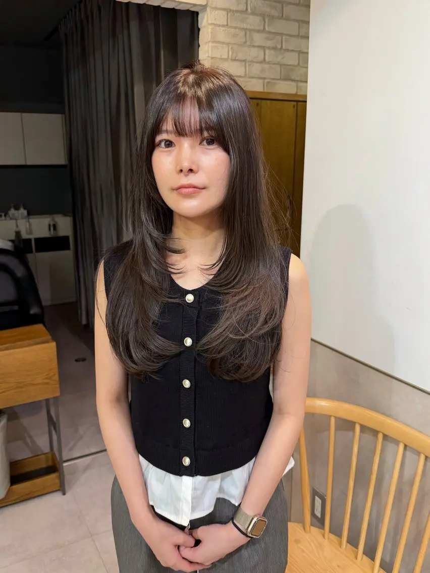 ミディアム ミディアムレイヤー 顔まわりレイヤー レイヤーカット 似合わせカット ゆうとレイヤーカット ショートカットパーマのヘアスタイル