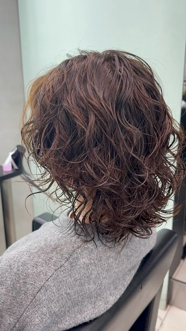 ミディアム パーマ パーマ レイヤー/ハイトーン RYUSEIのヘアスタイル