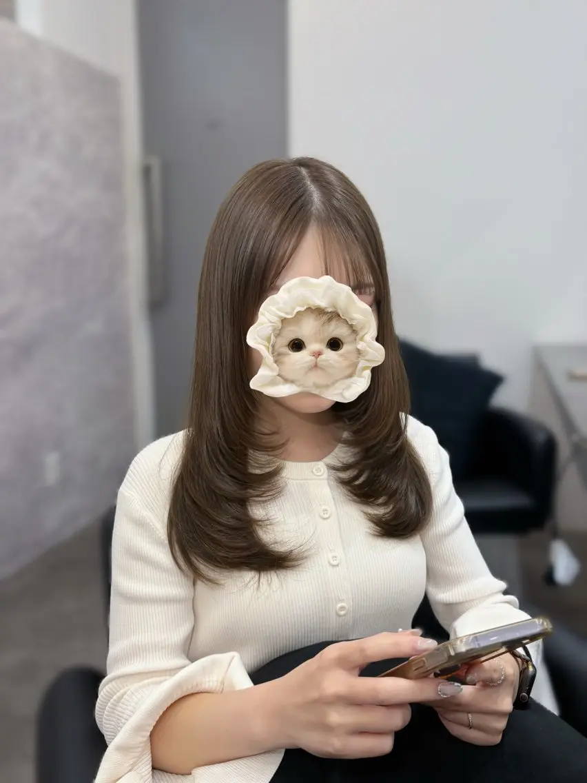 【スタイリスト試験モデル】ミディアムカット限定（5cm以上のレイヤー/ハイレイヤー）※メニューの補足説明欄ご一読くださいの写真