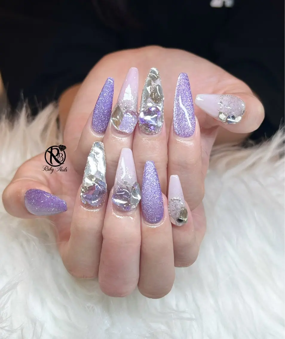 ネイル チークネイル ドット フットネイル フレンチネイル グラデーション ハンドネイル RUBY Nail 日暮里店のネイルデザイン