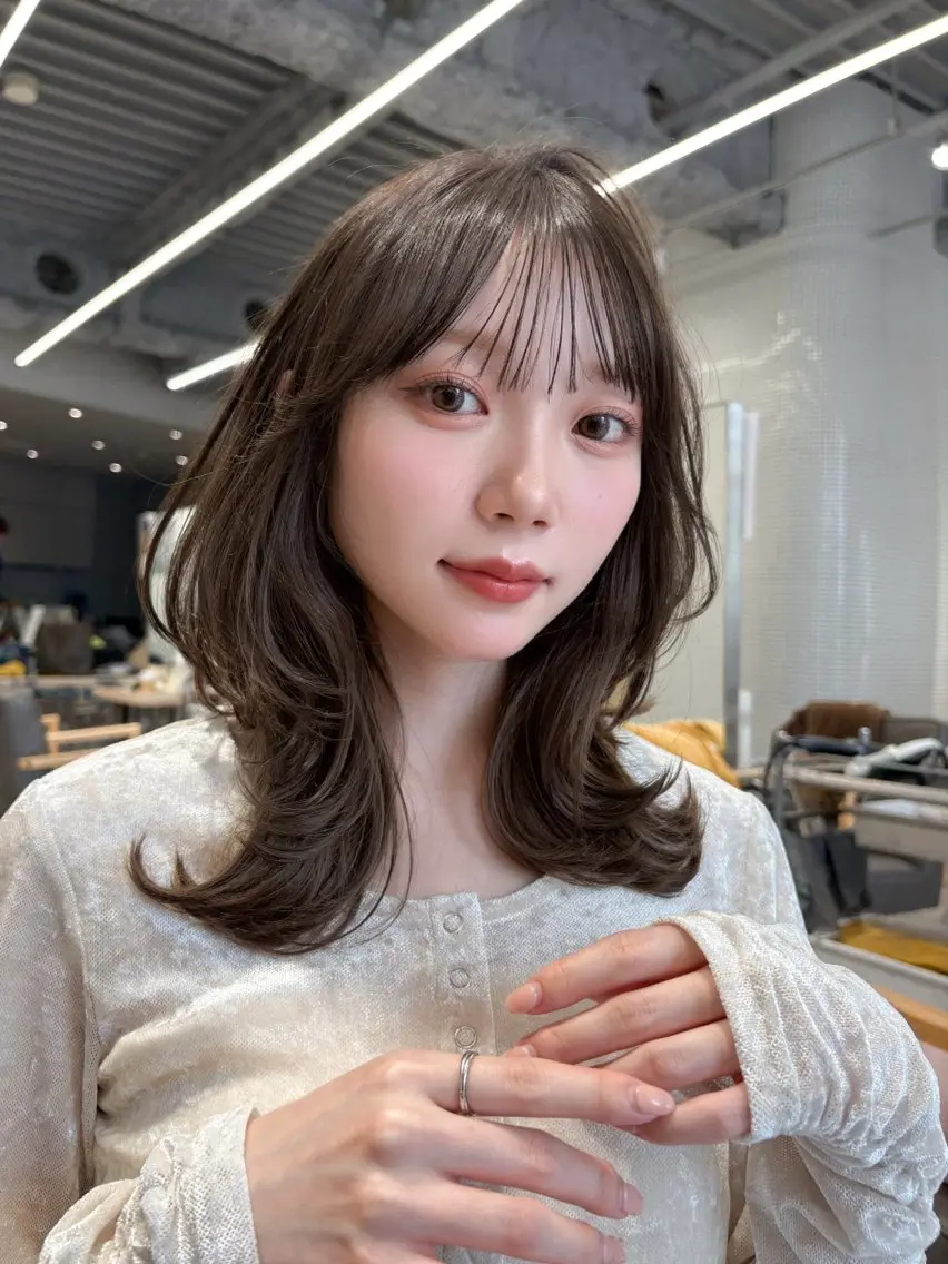 セミロング 𝐘𝐮𝐢 ⠀⠀のヘアスタイル