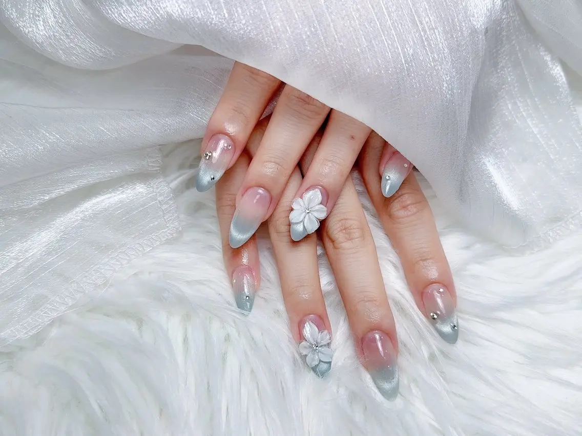 ネイル ハンドネイル ENsalon akiのネイルデザイン