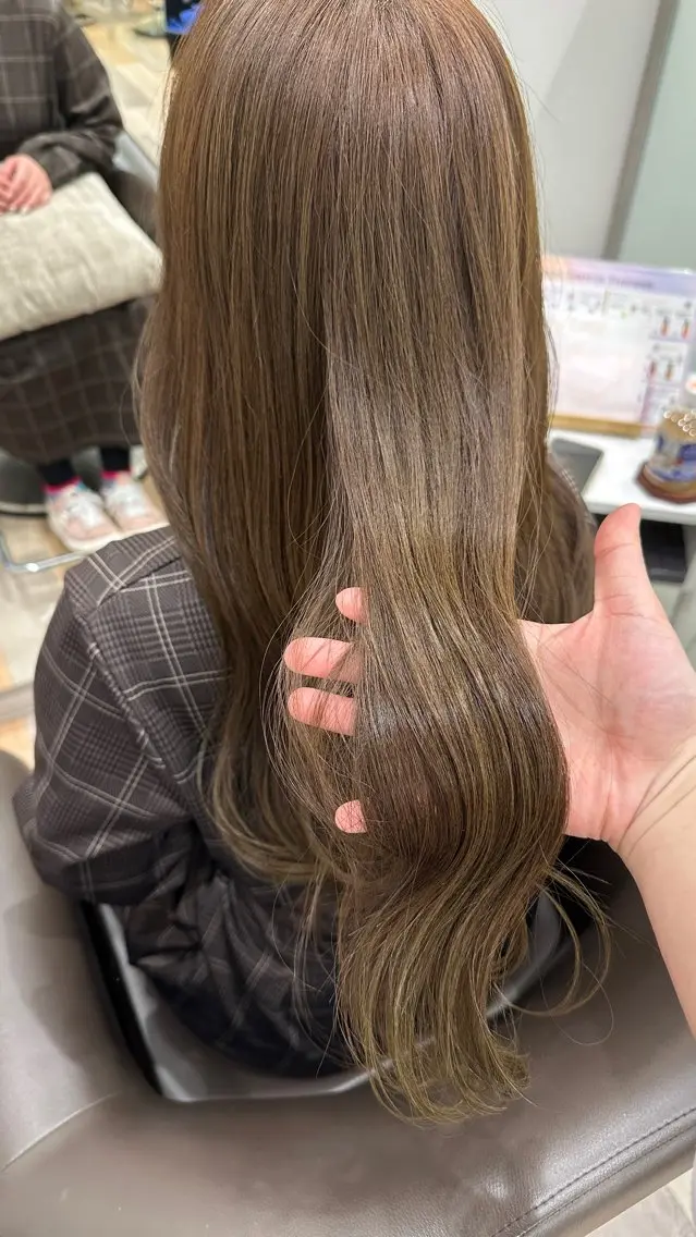 ロング カラー ベージュカラー カット ヘアカラー 大人可愛いスタイル 提案✨佐藤純菜のヘアスタイル