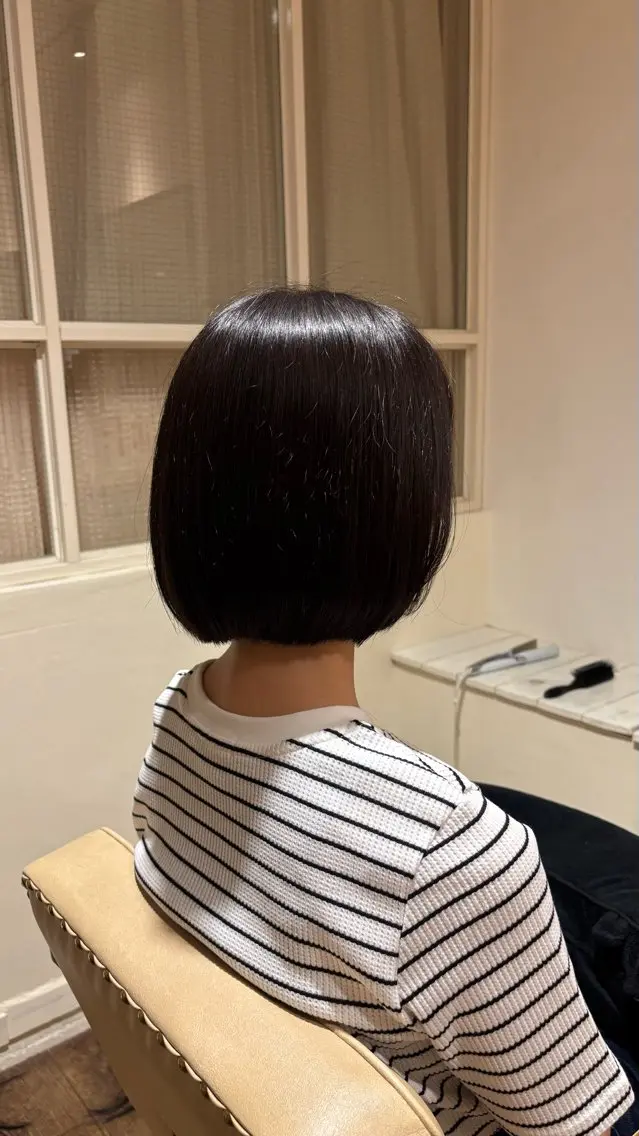 ミディアム hinano/ 梅田 カットモデルのヘアスタイル