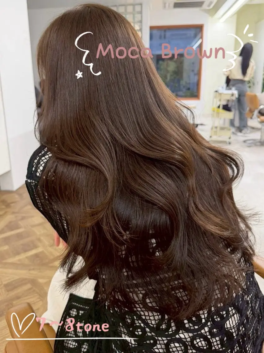 ロング 渡辺 月のヘアスタイル