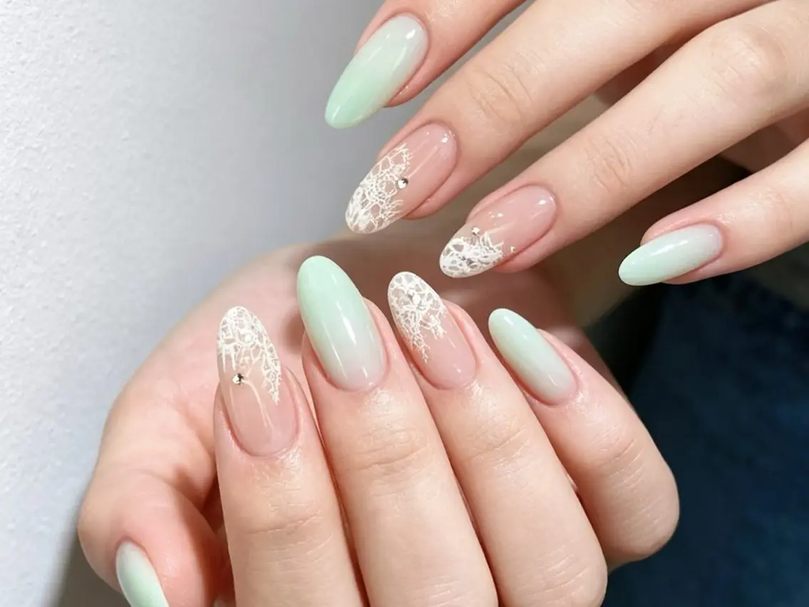 メンズ ネイル メンズ韓国風 オーロラネイル チークネイル 長さ出し フレンチネイル ハンドネイル ハンドケア NEW NAIL 池袋🔥🧲のネイルデザイン