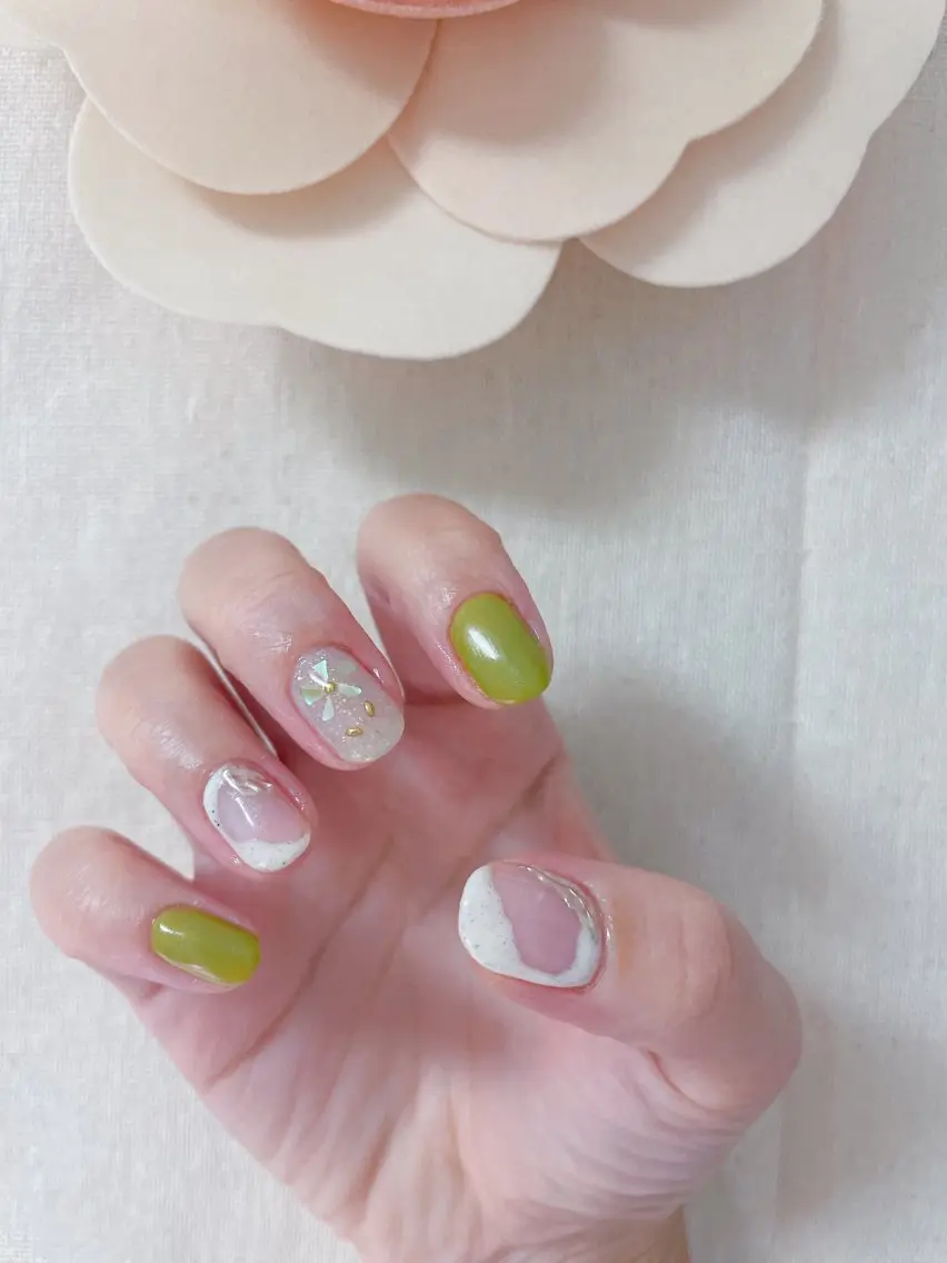 ネイル 💫ゆか_ Nailartistのネイルデザイン