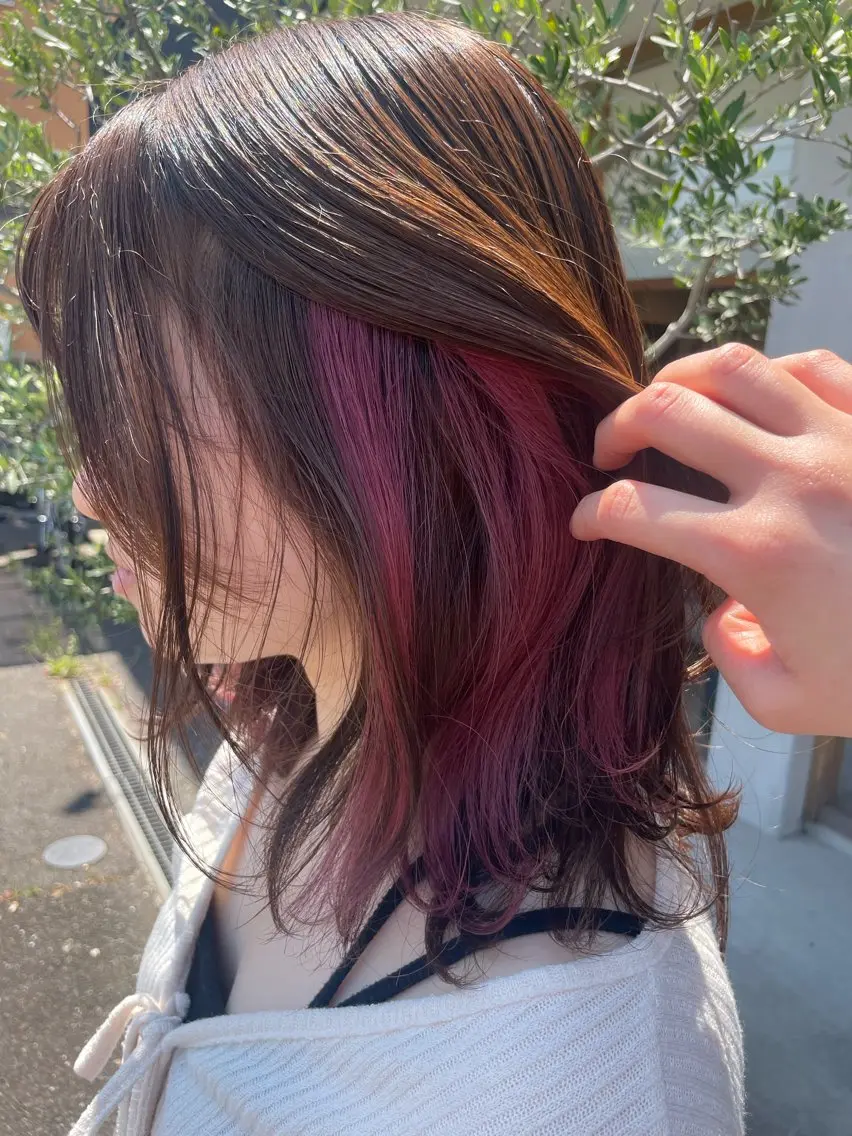 セミロング カラー ブリーチ ピンクカラー ヘアカラー momoka 女性限定のヘアスタイル
